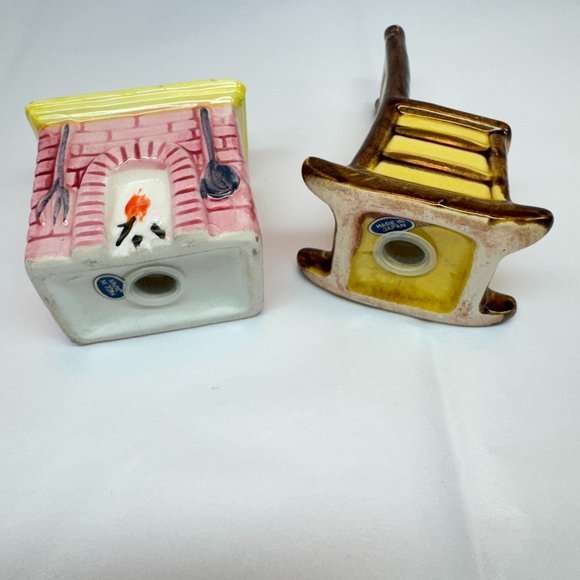 Novelty Vintage Ceramic Salt and Pepper Shakers Fireplace & Rocking Chair *read* - Picture 5 of 6